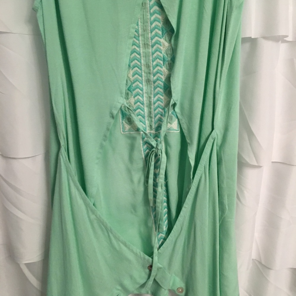 Earthbound trading company mint tank Nwot - Picture 4 of 5
